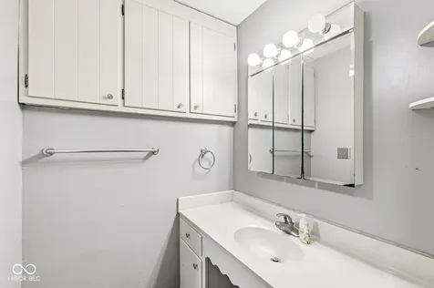 2525 Colony Court Carmel IN 46280