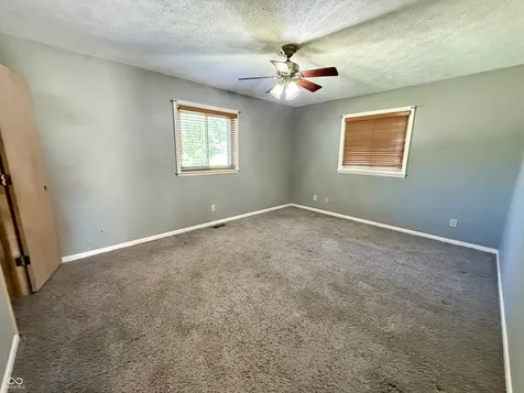 9261 S 825 W Edinburgh IN 46124
