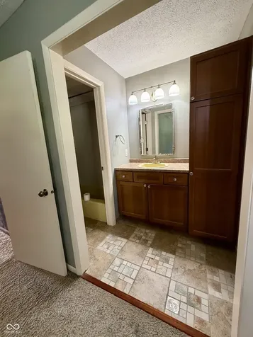 9261 S 825 W Edinburgh IN 46124