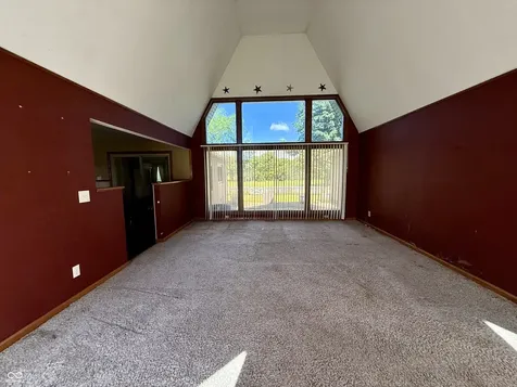9261 S 825 W Edinburgh IN 46124