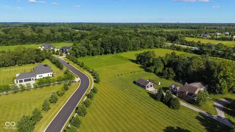7753 Beck Lane Zionsville IN 46077