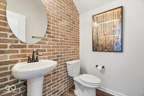 17302 Dallington Street Westfield IN 46074