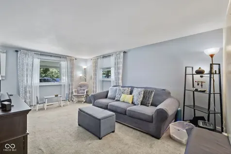4634 N Sadlier Drive Indianapolis IN 46226