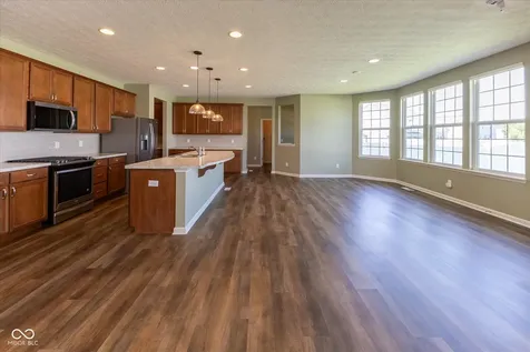 5208 Brighton Drive Whitestown IN 46075