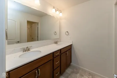 5208 Brighton Drive Whitestown IN 46075