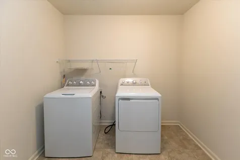 5208 Brighton Drive Whitestown IN 46075