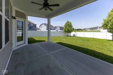 5208 Brighton Drive Whitestown IN 46075