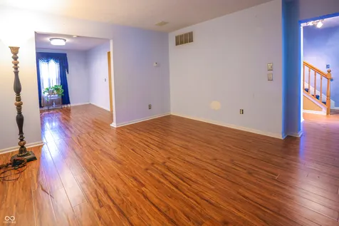 2224 Gradison Drive Indianapolis IN 46214