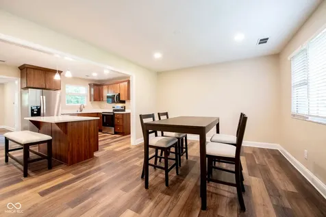 2516 Colony Court Carmel IN 46280