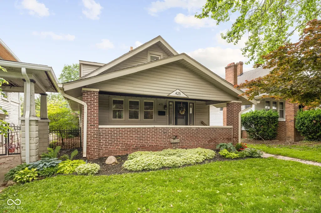 425 N Bosart Avenue Indianapolis IN 46201
