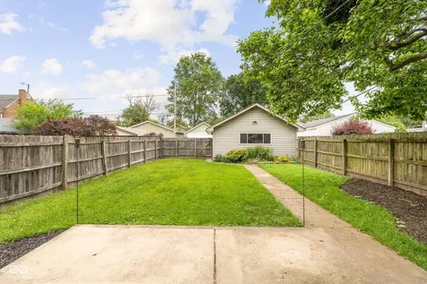 425 N Bosart Avenue Indianapolis IN 46201