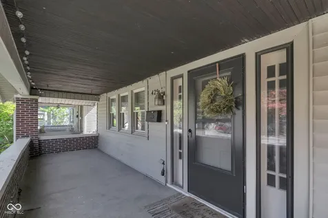 425 N Bosart Avenue Indianapolis IN 46201