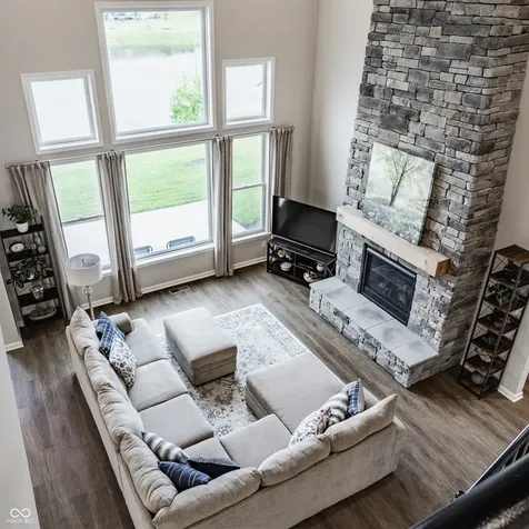 164 Oakhurst Way Westfield IN 46074