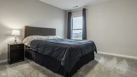 164 Oakhurst Way Westfield IN 46074