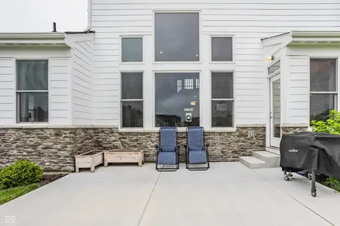 164 Oakhurst Way Westfield IN 46074