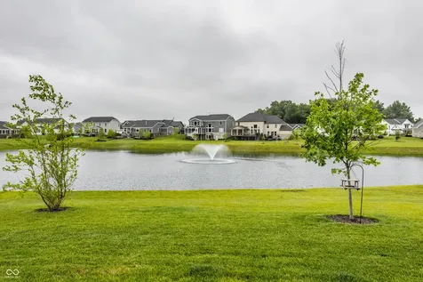 164 Oakhurst Way Westfield IN 46074