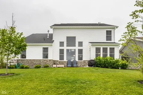 164 Oakhurst Way Westfield IN 46074
