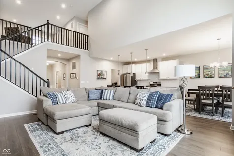 164 Oakhurst Way Westfield IN 46074