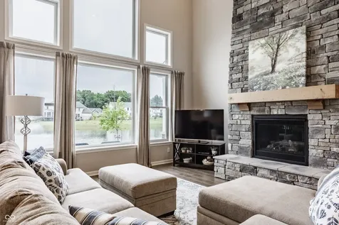 164 Oakhurst Way Westfield IN 46074