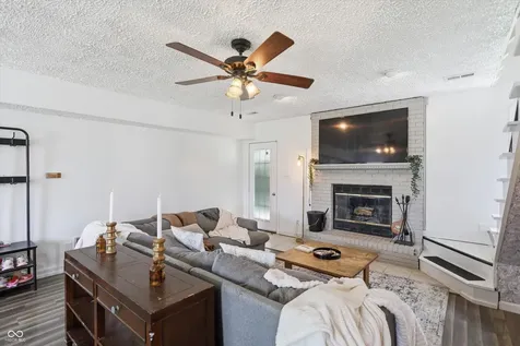 7575 N Form Street Mccordsville IN 46055