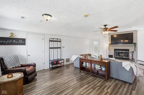 7575 N Form Street Mccordsville IN 46055