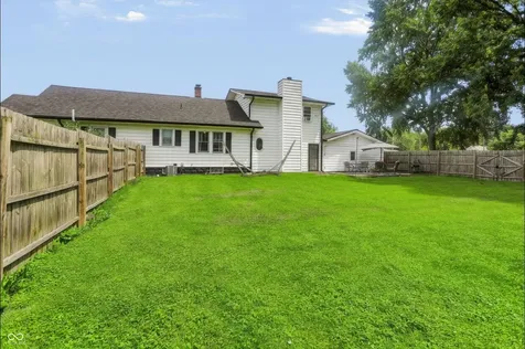 7575 N Form Street Mccordsville IN 46055