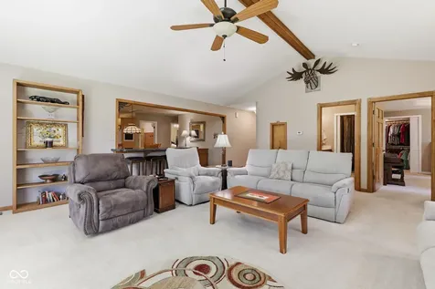 627 W Hemphill Drive Nineveh IN 46164
