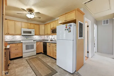 627 W Hemphill Drive Nineveh IN 46164