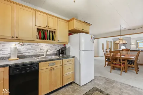 627 W Hemphill Drive Nineveh IN 46164