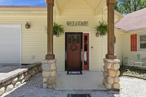 627 W Hemphill Drive Nineveh IN 46164