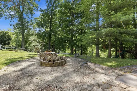 627 W Hemphill Drive Nineveh IN 46164