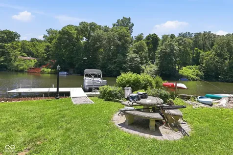 627 W Hemphill Drive Nineveh IN 46164