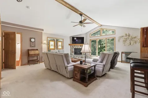 627 W Hemphill Drive Nineveh IN 46164