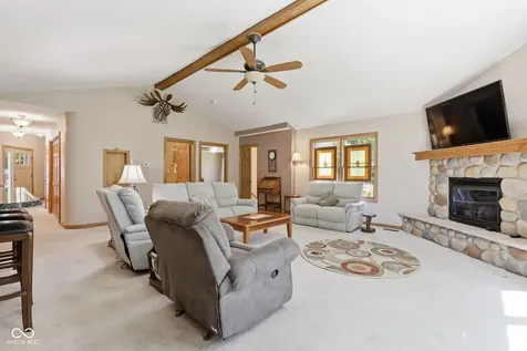 627 W Hemphill Drive Nineveh IN 46164