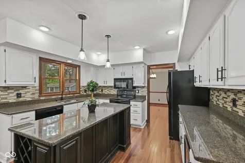 738 Howe Carmel IN 46032