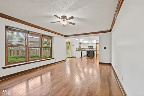 738 Howe Carmel IN 46032