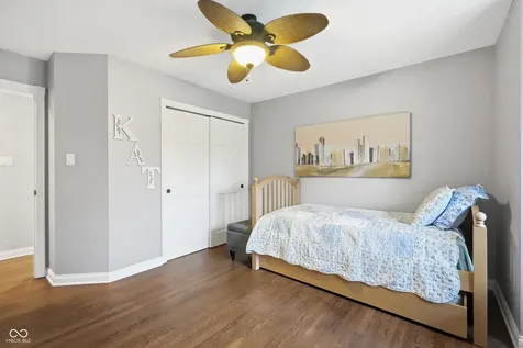 8749 N Port Circle Indianapolis IN 46236