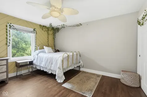 8749 N Port Circle Indianapolis IN 46236