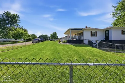 706 8th Street Shelbyville IN 46176