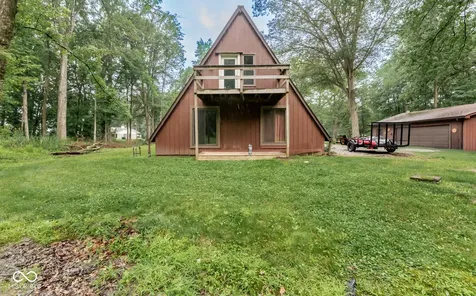 11128 E Sycamore Street Seymour IN 47274