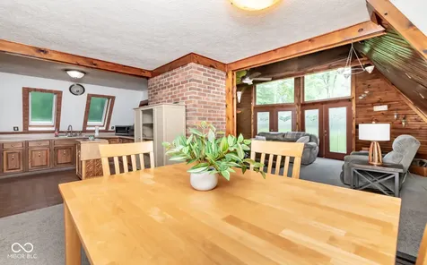 11128 E Sycamore Street Seymour IN 47274
