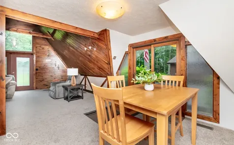 11128 E Sycamore Street Seymour IN 47274