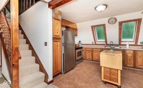 11128 E Sycamore Street Seymour IN 47274