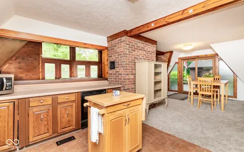 11128 E Sycamore Street Seymour IN 47274