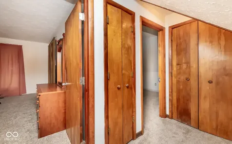 11128 E Sycamore Street Seymour IN 47274