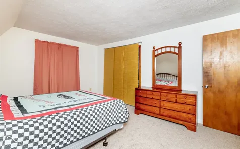 11128 E Sycamore Street Seymour IN 47274