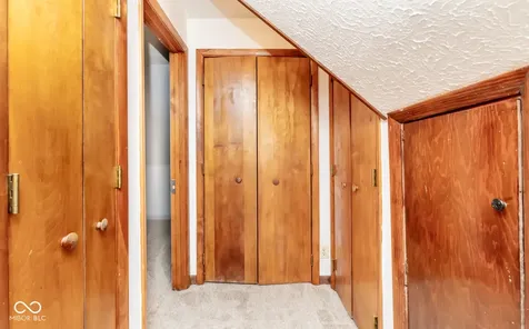 11128 E Sycamore Street Seymour IN 47274