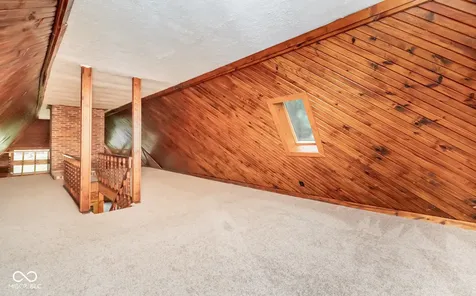 11128 E Sycamore Street Seymour IN 47274