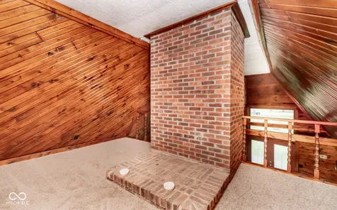 11128 E Sycamore Street Seymour IN 47274