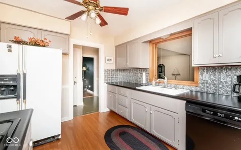414 Carter Boulevard Seymour IN 47274